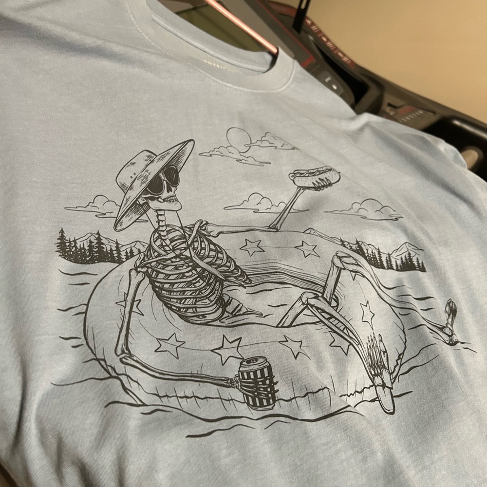 American Eagle Outfitters Skeleton Graphic Tee - Picture 2 of 4